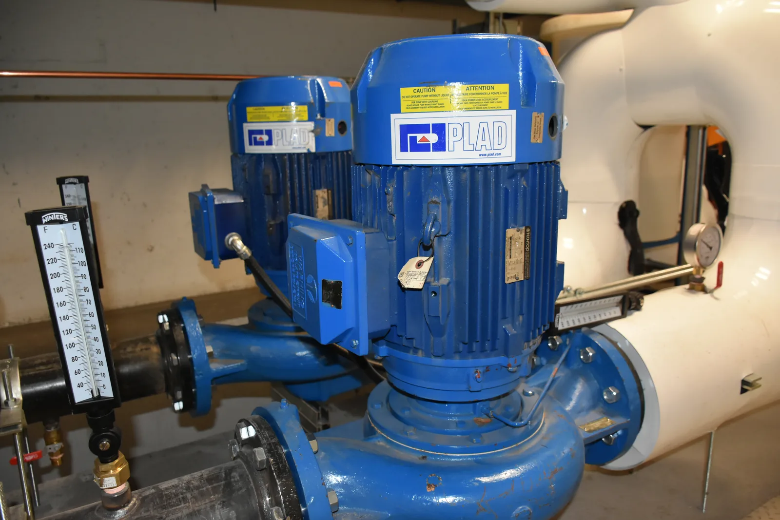 Pump-room context photo